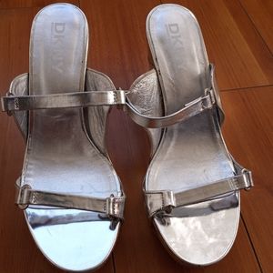 DKNY Wedge